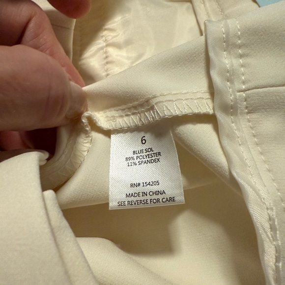 Blue Sol Elegant Cream Trousers NWT Size 6 - Picture 8 of 8
